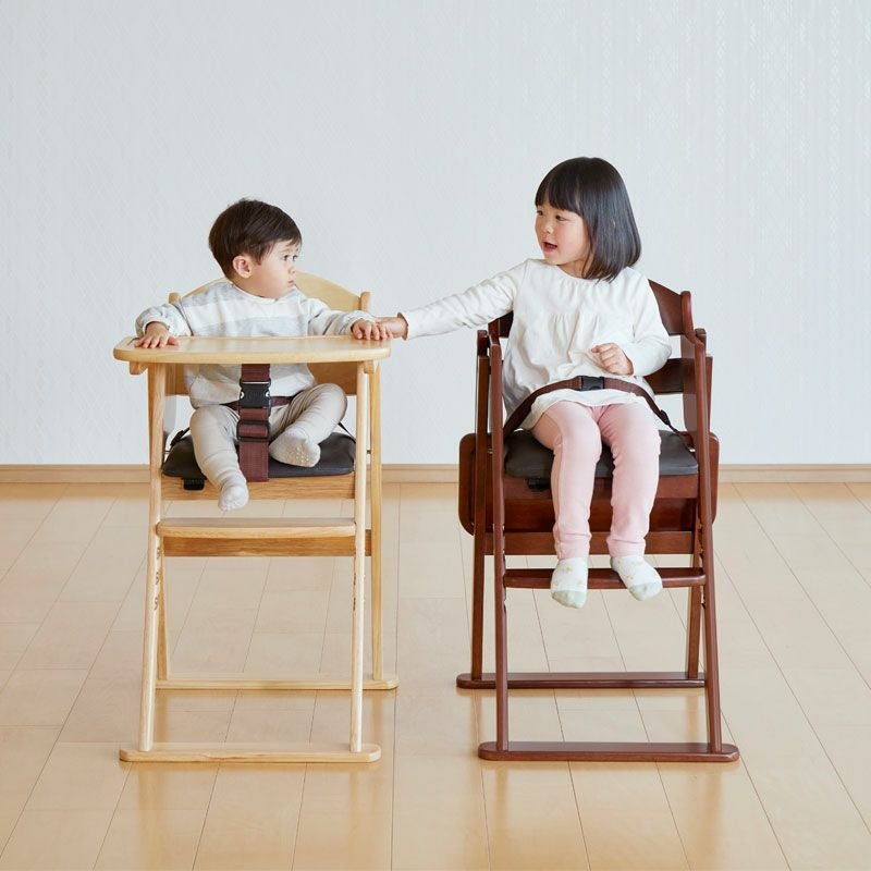 カトージ 木製ワイドハイチェア(テーブル付き・座席クッション付き・腰