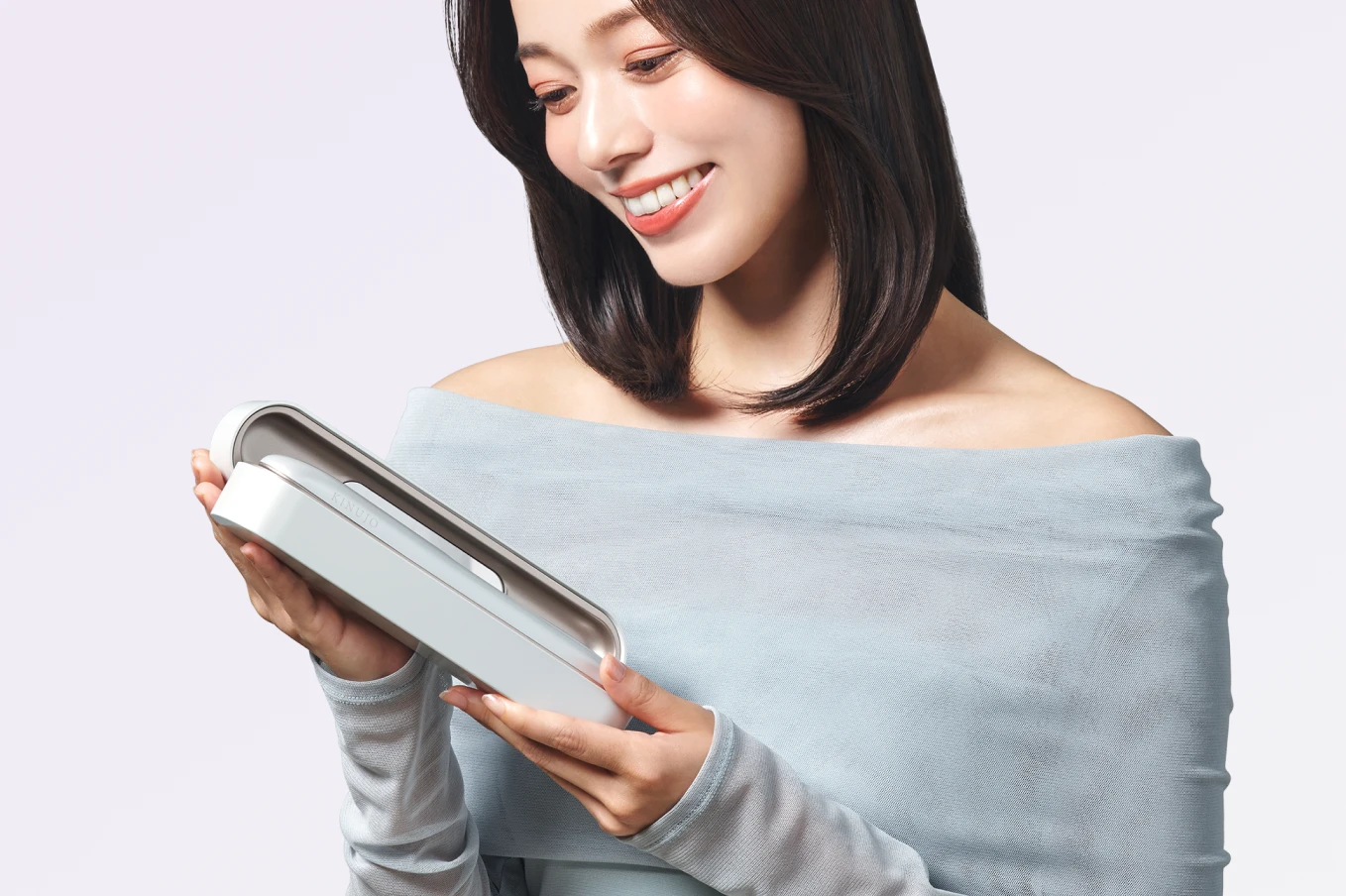 Luxejewel（ラグジュエル）｜コードレスヘアアイロン。持ち運びに便利