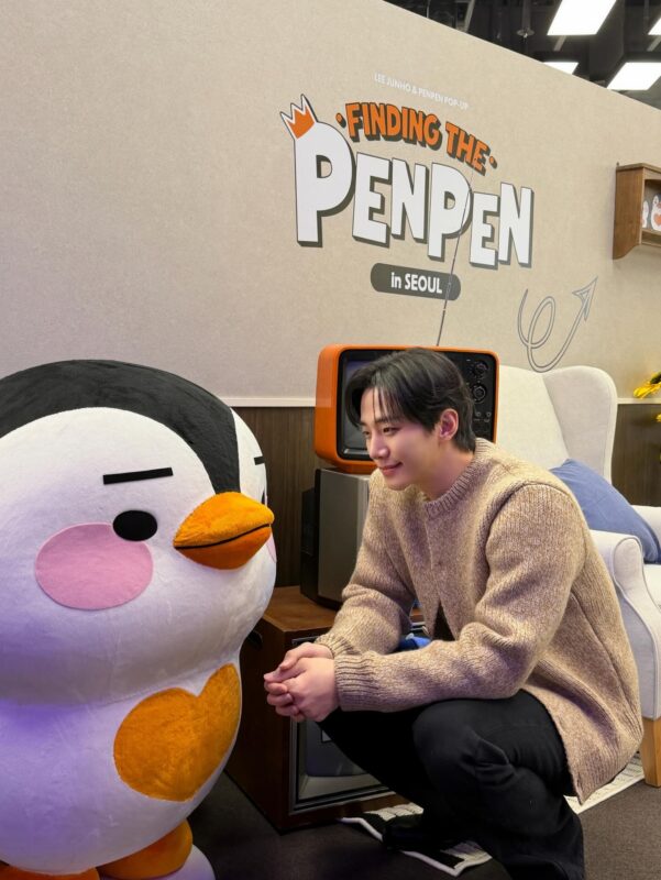 2PM」ジュノ、「大王ペンペン」登場！…ポップアップ会場で体験も | K