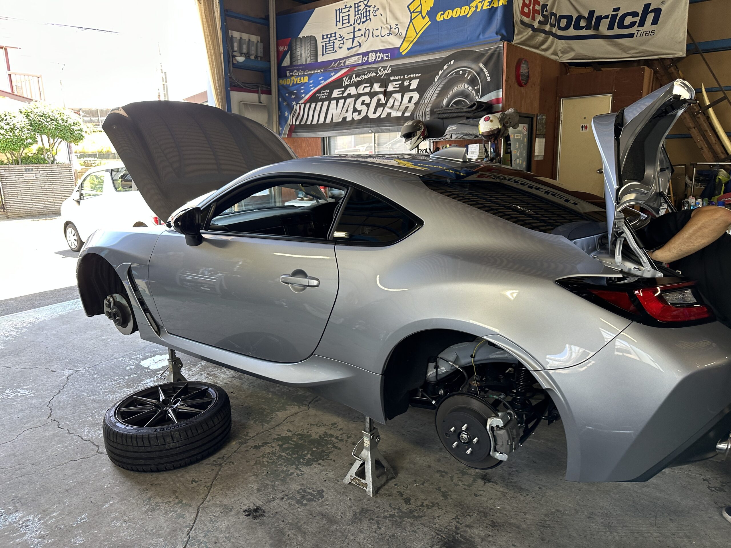 GR86 ダウンサスで3センチダウンのセットアップ - 48motorz