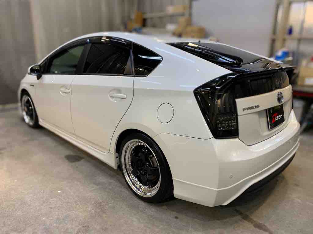 1ヶ月保証 磨き コーティング済み 30プリウス後期 純正加工