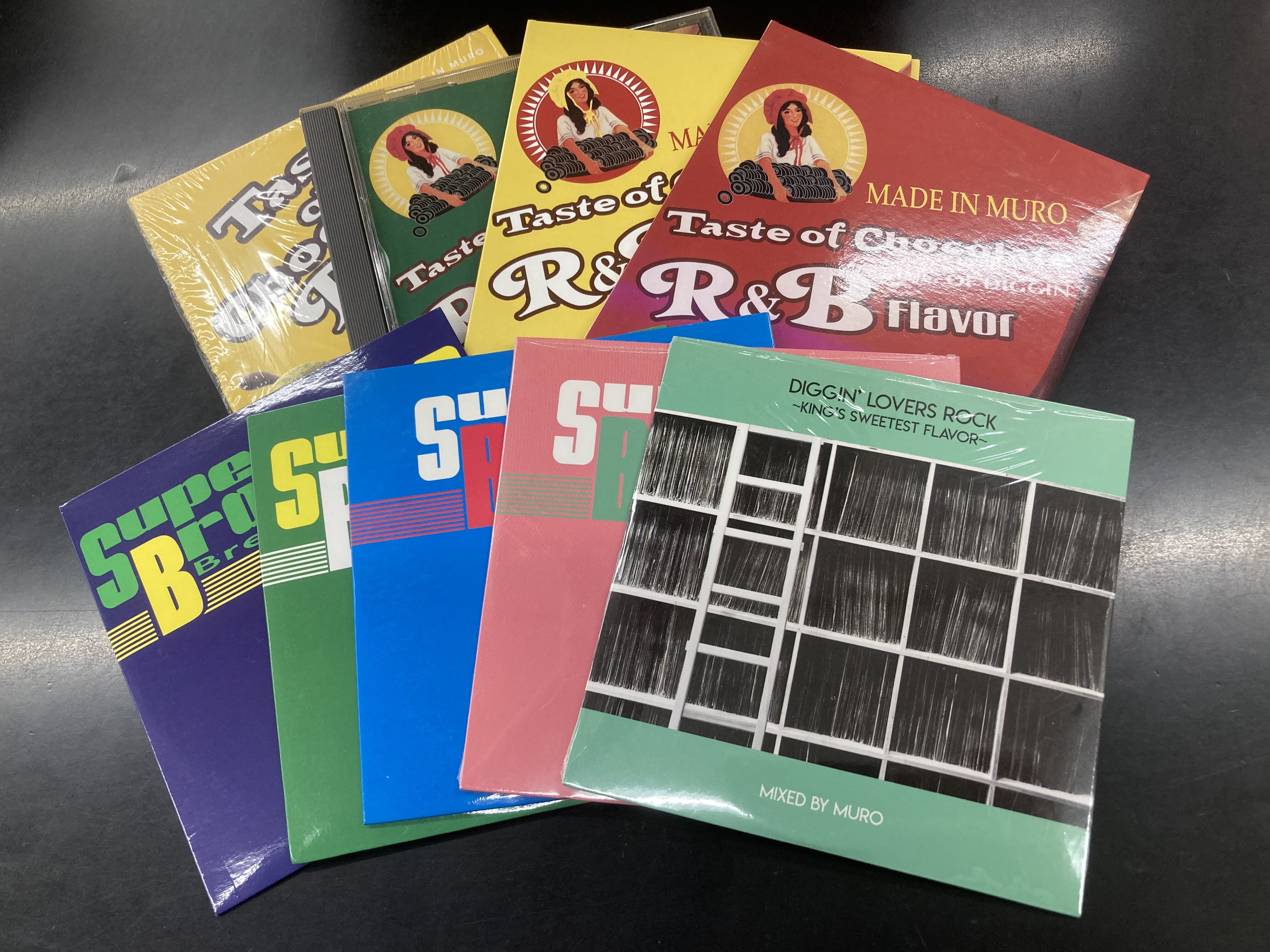 DJ KIYOによる『SMOOTH OPERATOR 』やTRADEMARKSOUNDシリーズ、DJ KOCO