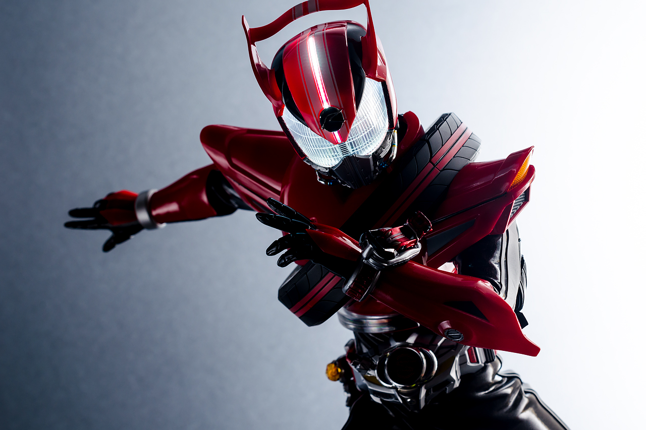 プレックス RAH GENESIS 仮面ライダードライブ タイプスピード