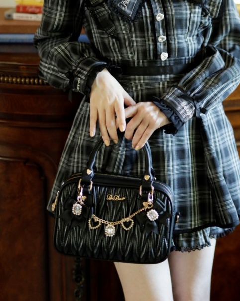 キルティングリボンチャームポシェット ｜ LIZ LISA（リズリサ）公式