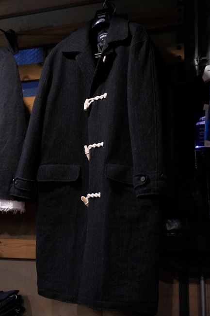 縮絨と中綿、コラボレーションの彩るHOMMEの冬。