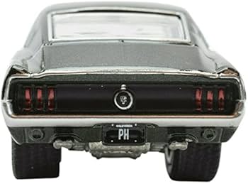 Amazon | Greenlight x Premium Hobbies Highland Green 1968 Ford