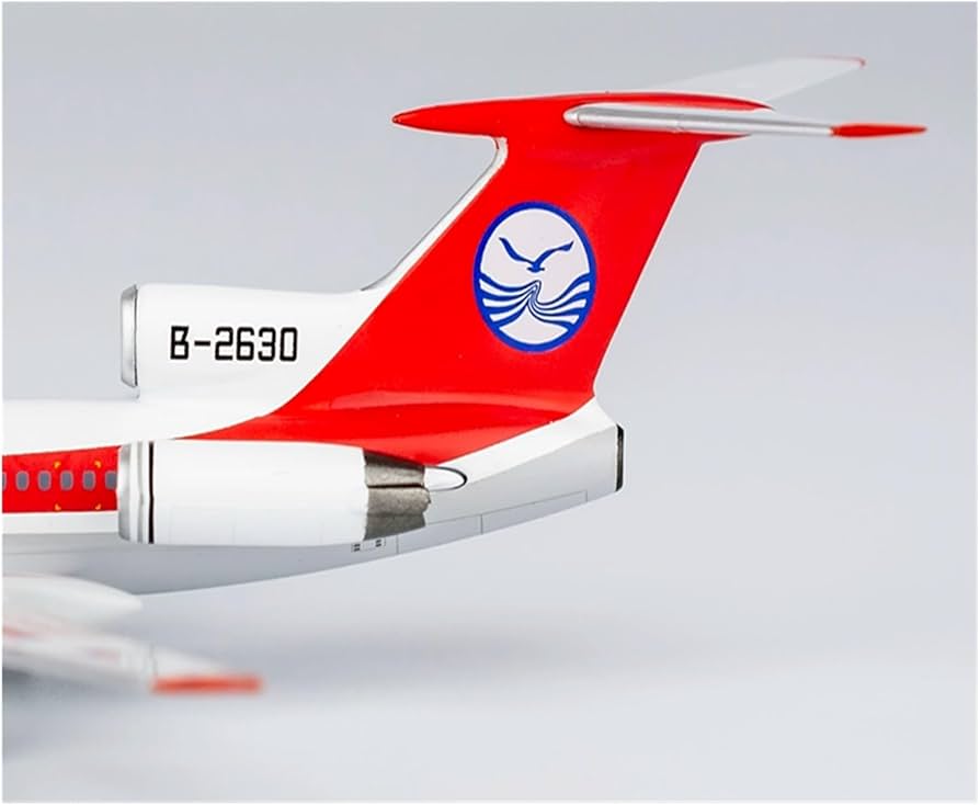 Amazon.co.jp: 飛行機模型飛行機おもちゃの飛行機模型 1/400 スケール