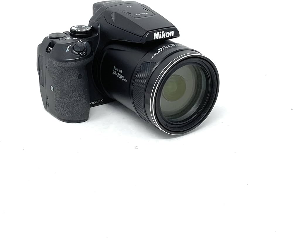 Nikon COOLPIX P900 Digital Camera - Black (16.0 MP CMOS sensor