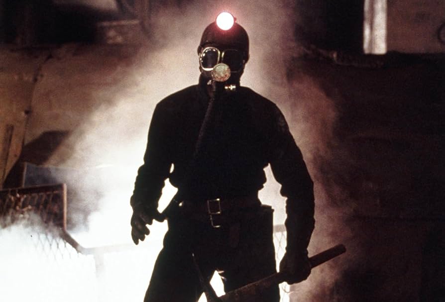 Amazon.co.jp: 血のバレンタイン Blu-ray2枚組 超・特別版 [Blu-ray