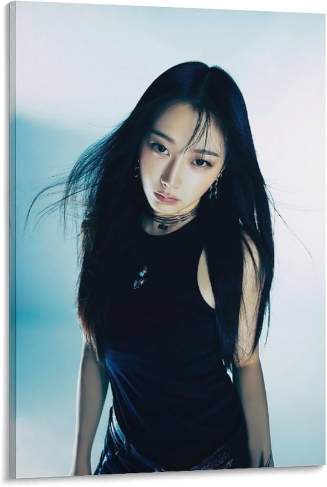 Amazon.co.jp: GISELLE ジゼル Aespa エスパ Drama The Giant 写真