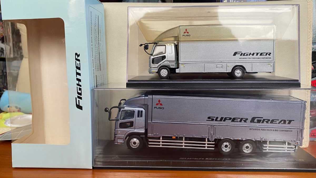 Amazon | 1/43 スーパーグレート ファイター 三菱ふそう 2台 トラック