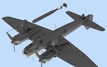 Amazon | ICM 1/48 ドイツ空軍 ユンカースJu88A-4Trop/A-17 雷撃機