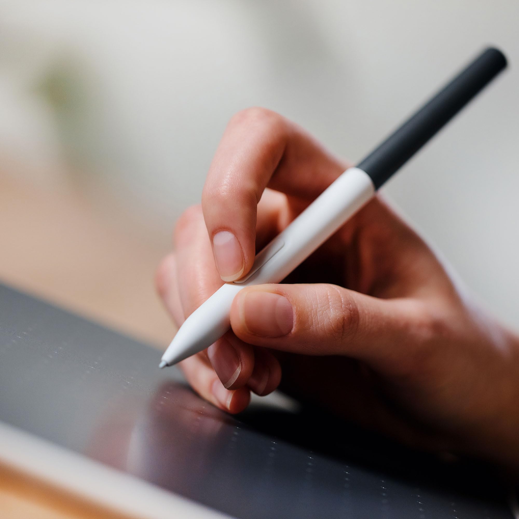 Amazon.co.jp: Wacom One スタンダードペン（ホワイト/グレー