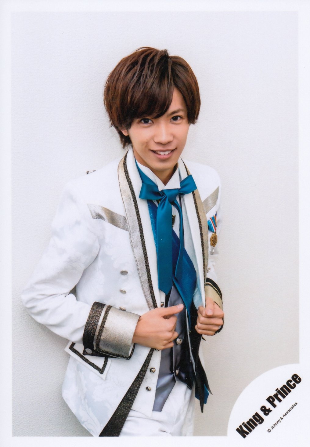 Amazon.co.jp: King & Prince 公式 生 写真 （神宮寺勇太）KP00137