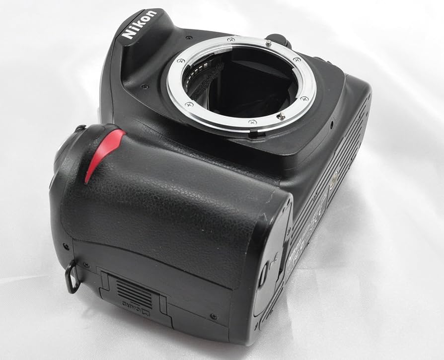 Amazon | Nikon D50 ブラック デジタル一眼レフカメラ ボディ単体 D50B