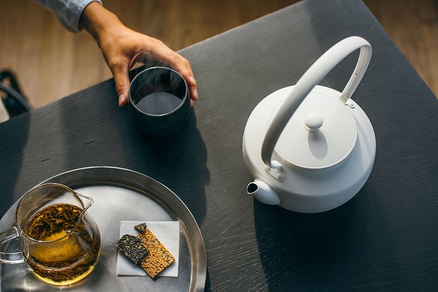 Amazon | 【バルミューダ】【ギフト対応】MoonKettle｜温度調整機能