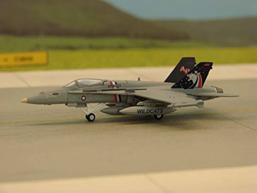 Herpa US Navy McDonnell Douglas F/A-18C Hornet VFA-131 Wildcats
