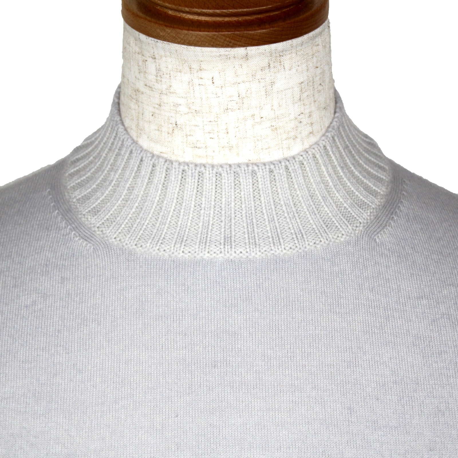 Cruciani（クルチアーニ） モックネックニット（27×9G切替） スカイ