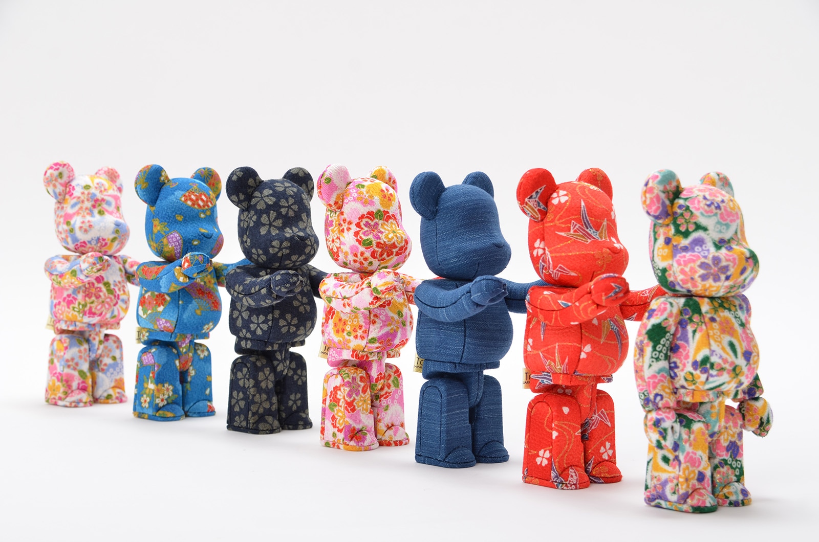 木目込みベアブリック 藍染さくら | ART OF LIVING,ベアブリック