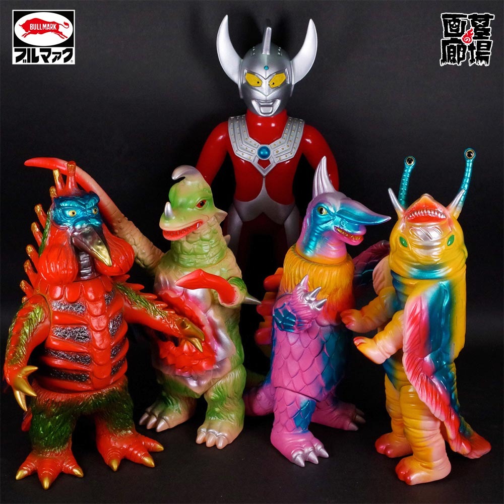 ソフビ/ブルマァク BULLMARK/大ウルトラマンタロウ/シルバー｜墓場の