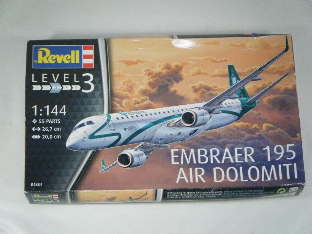 エンブラエル195 （レベル） 04884 | 飛行機プラモデル,1/144 航空機,1
