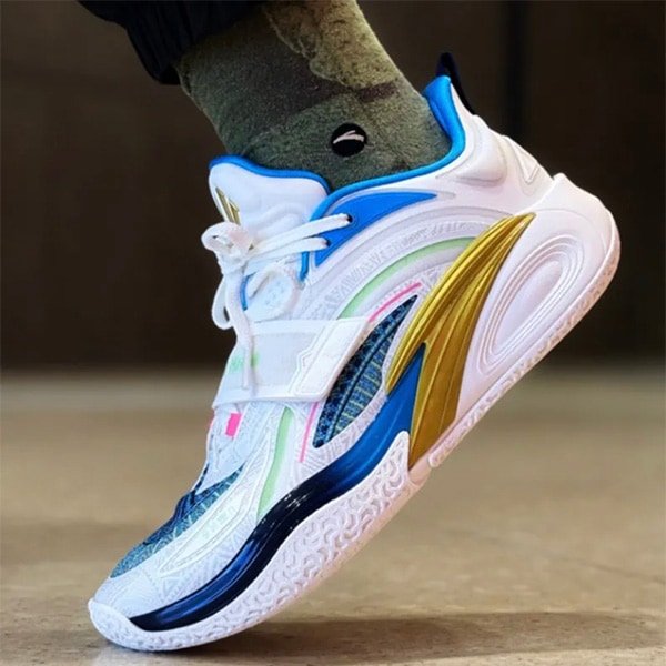 ANTA KAI 1 'PLAYOFFS WHITE' アンタ カイ 1 カイリー アービング