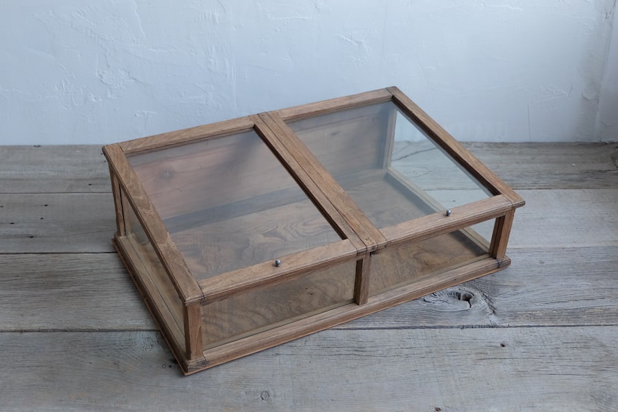 天窓の卓上ショーケース | ライフスタイルショップICCA Online shop