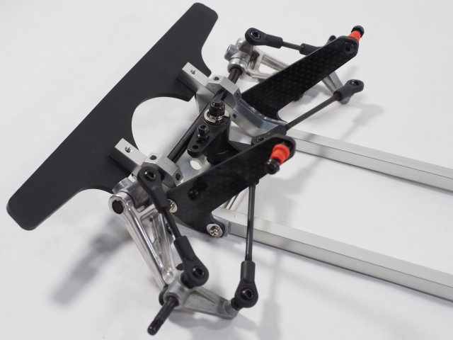 京商 スコーピオン2014にHGショック用カーボンショックステー