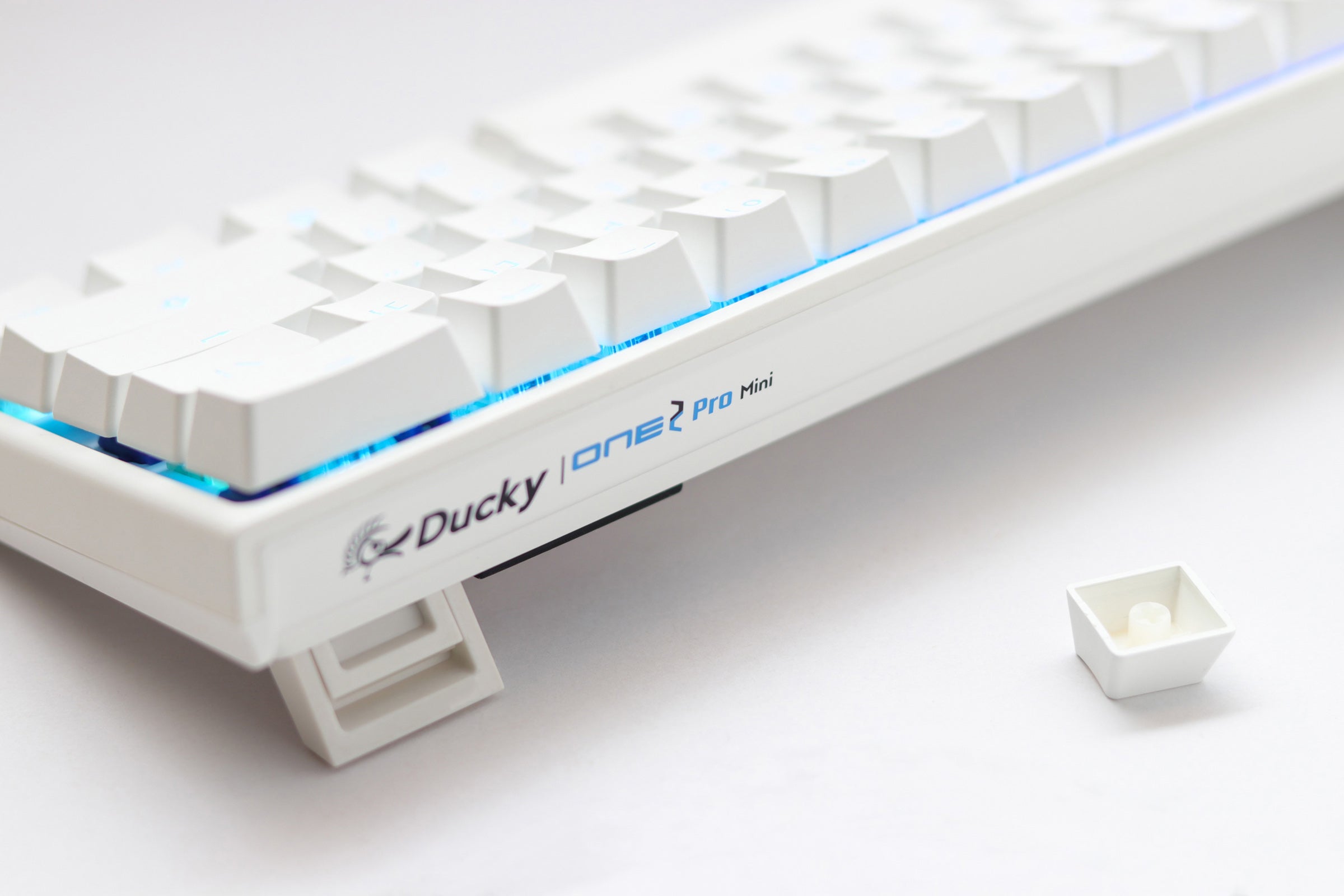 Ducky One 2 Mini Pro Pure White RGB LED 60% Double Shot PBT Mechanical