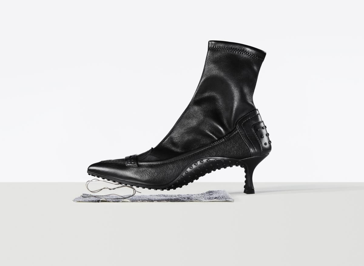 イタリアのDNAをレザーに込めて──アレッサンドロ・デラクア×トッズが