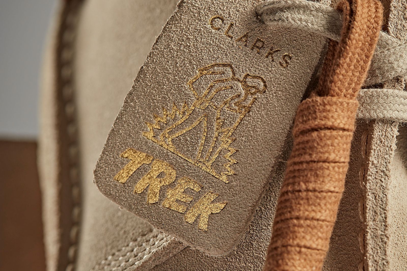 クラークスのアイコンシューズ「デザートトレック」50周年！ 記念