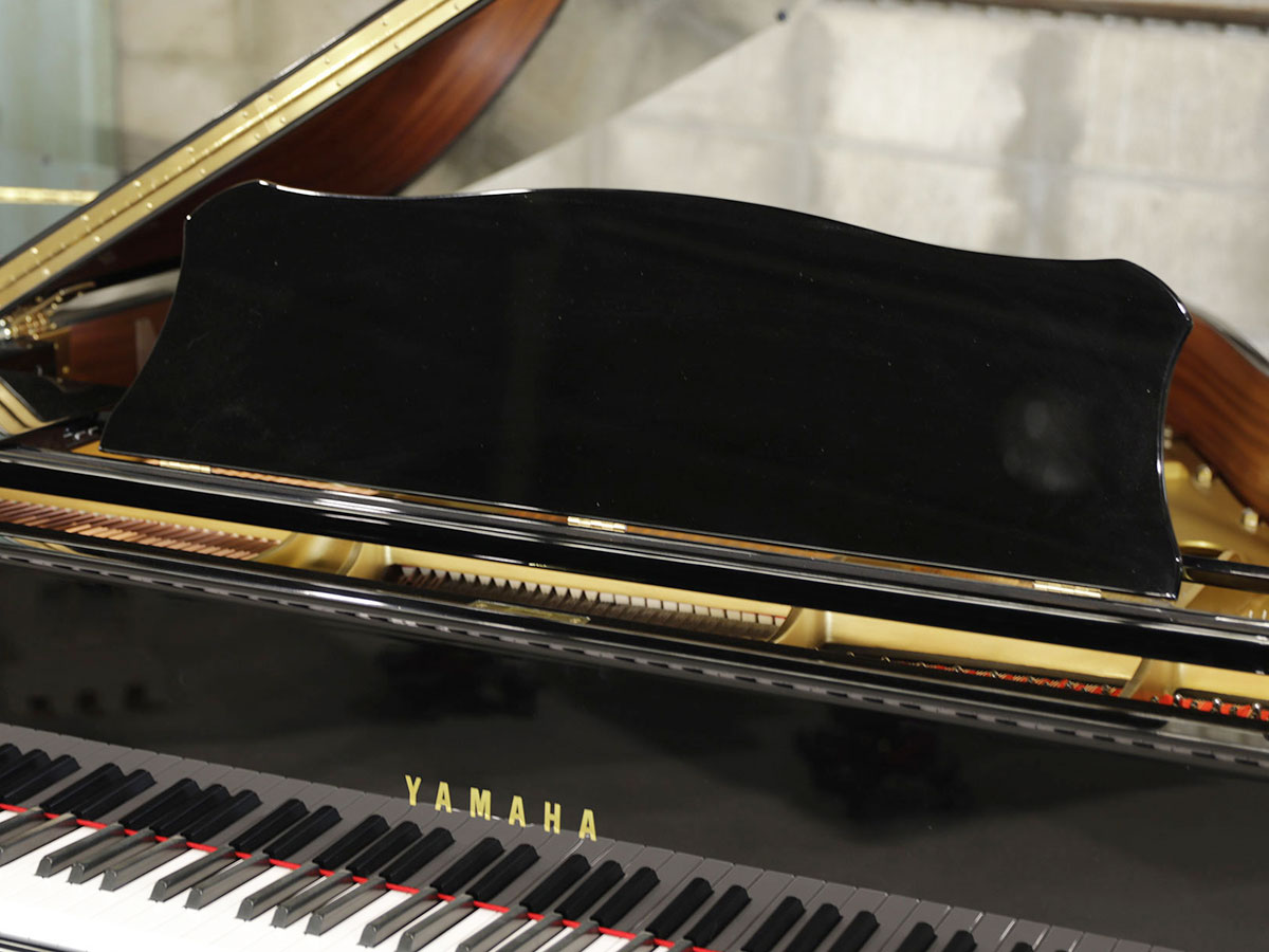 中古ピアノ YAMAHA（ヤマハ）W106 ヤマハ木目ピアノの定番モデル