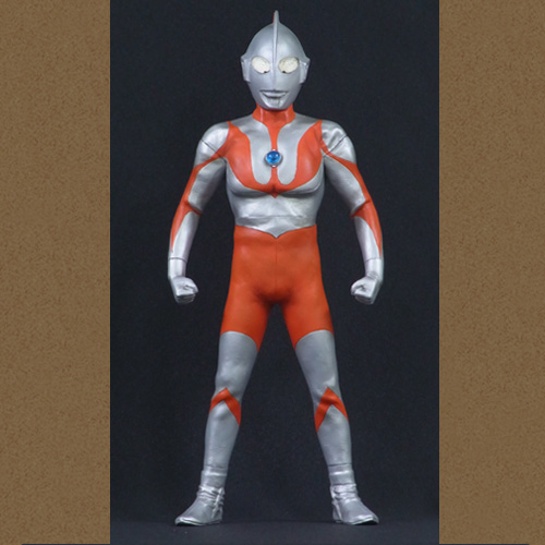 大怪獣シリーズ 「ウルトラマン Cタイプ」 スタンディングポーズ 発光