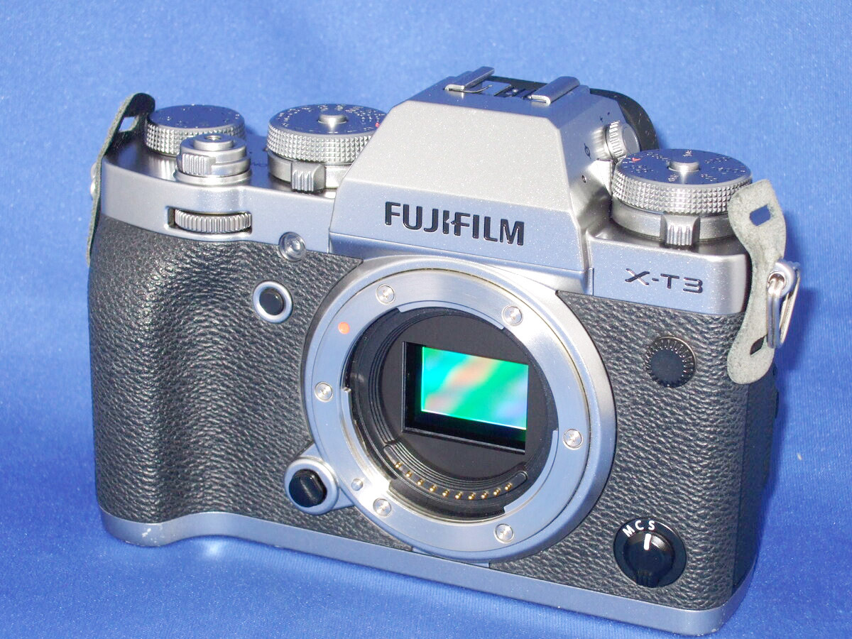 FUJIFILM X-T3 ボディ 中古価格比較 - 価格.com