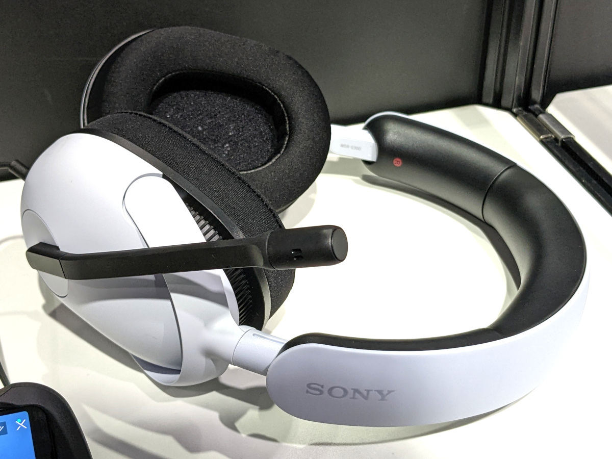 TGS2022】Xperia 1 IV専用ゲーミングギア「Xperia Stream」を体験