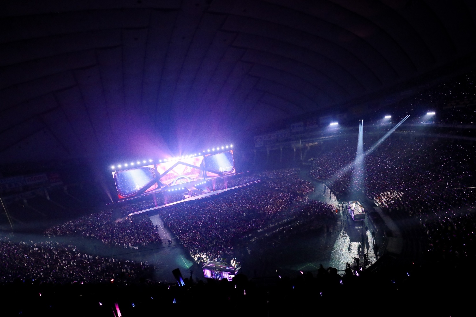 LE SSERAFIM・SAKURA、11年ぶりの東京ドームで「生まれ変わっても