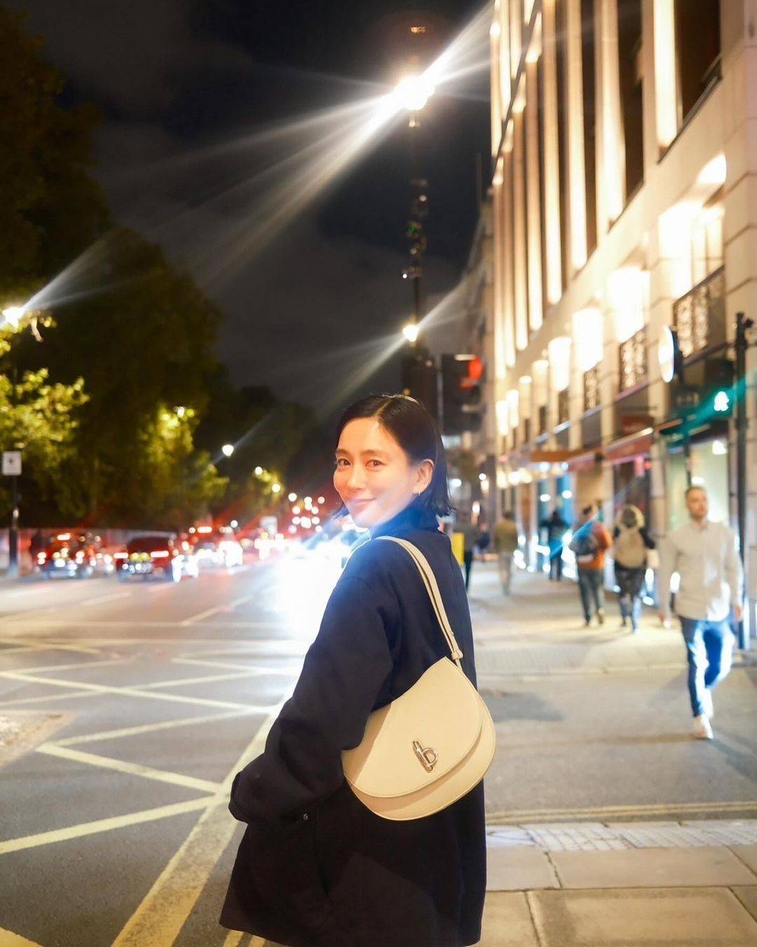 カメラマンは〝あのトップアイドル〟！水川あさみ、驚異の〝美スッピン