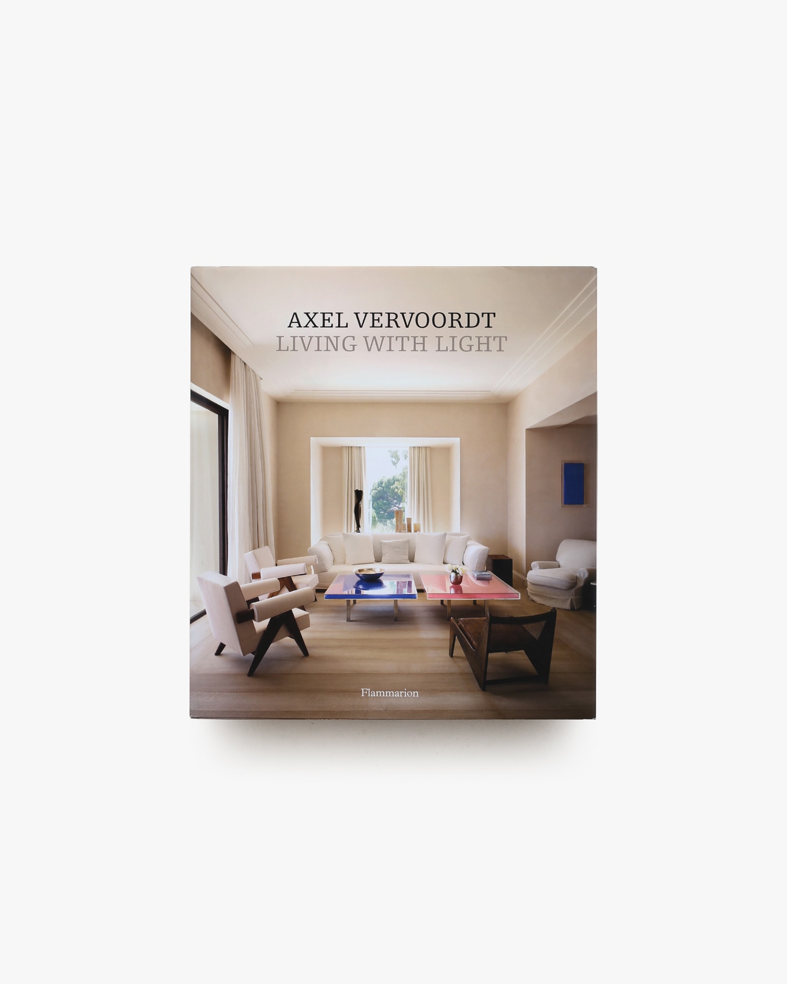 Axel Vervoordt: Living with Light | nostos books ノストスブックス