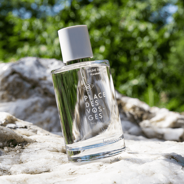 香水レビュー】Kerzonの「ヴォージュ広場」をスタッフが試してみました