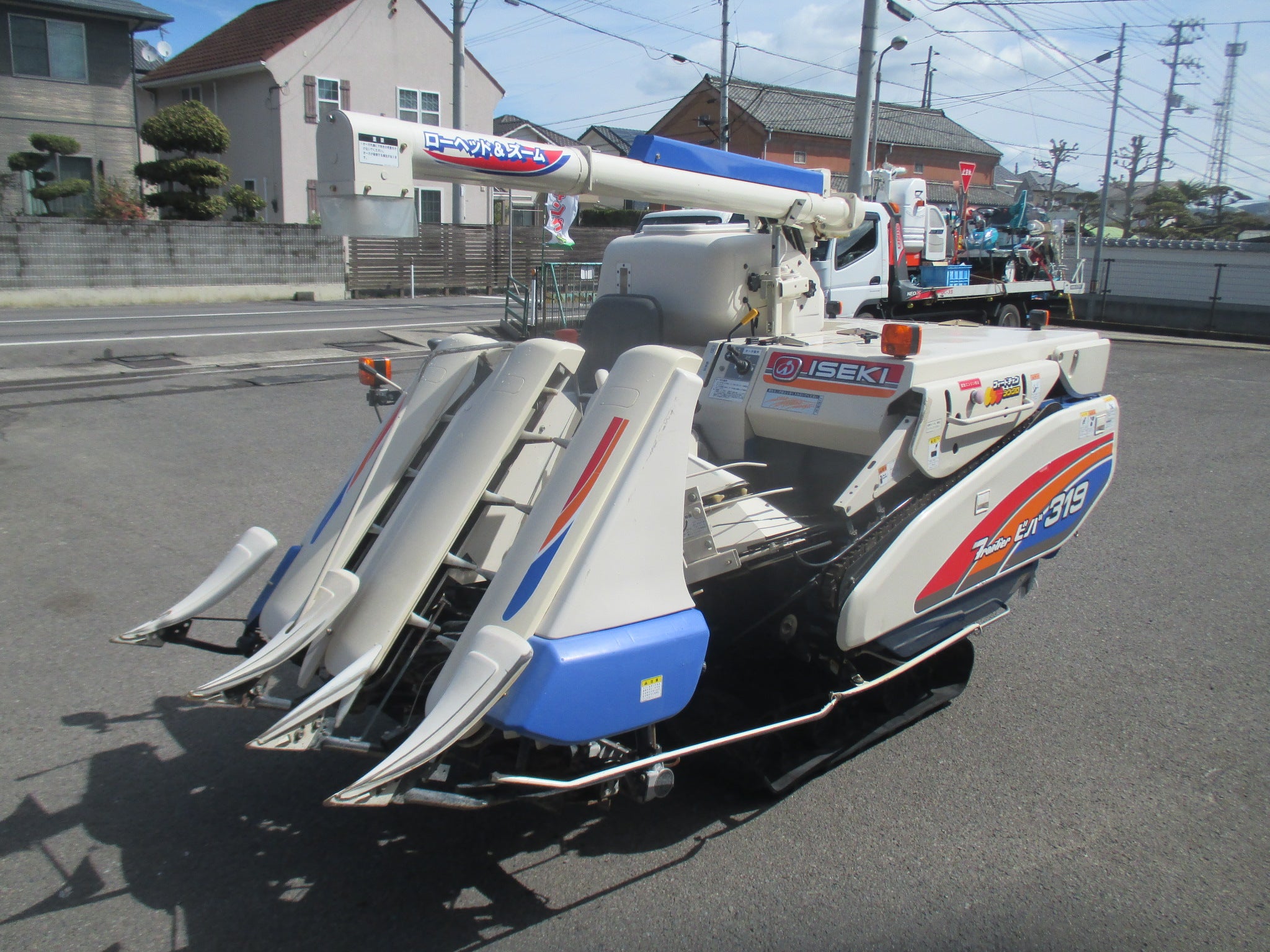 イセキ 中古 コンバイン HVB319G-ZKWC – 農キング