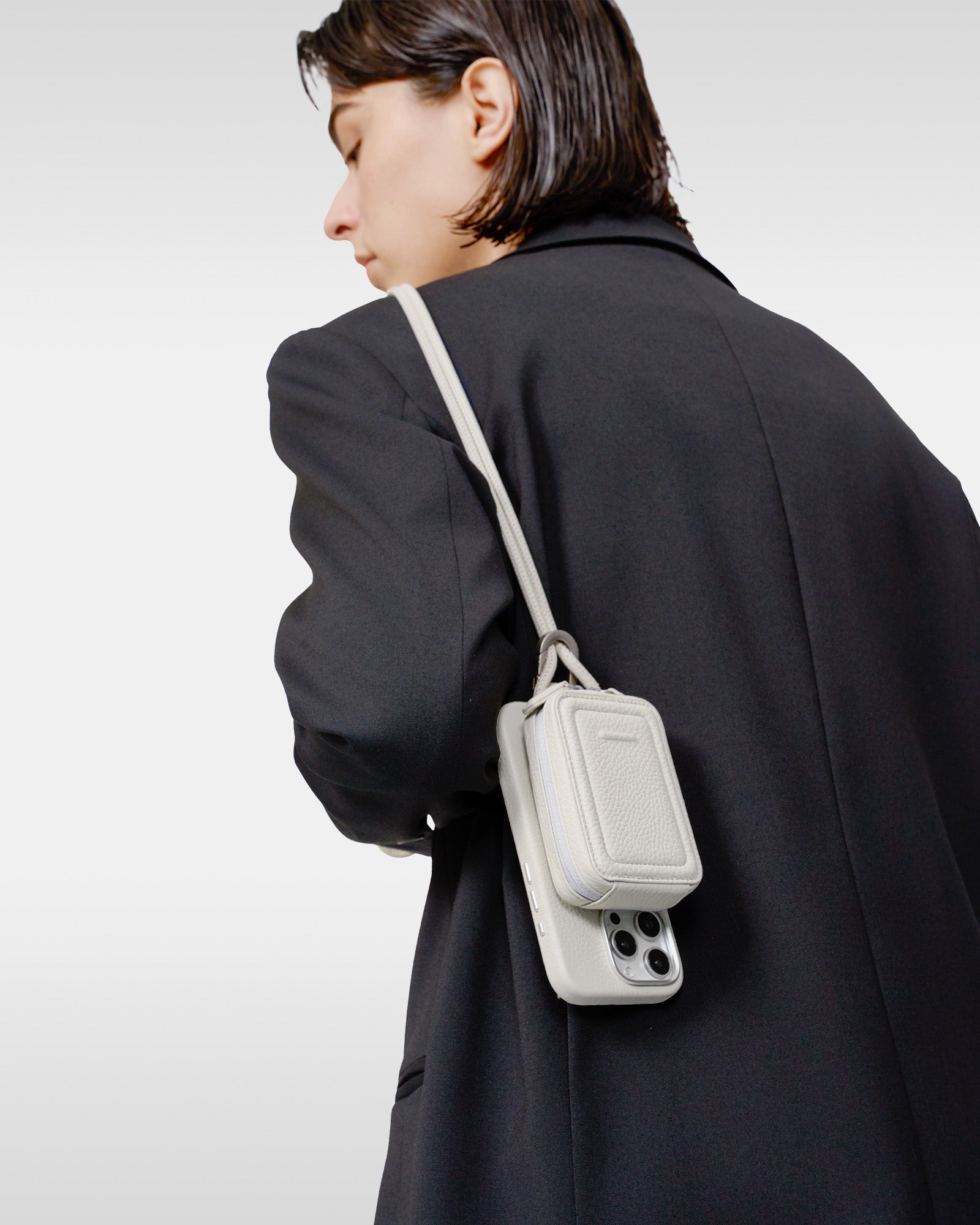 レザー製 iPhoneケース セット / ストラップ付スマホケース / スマホ