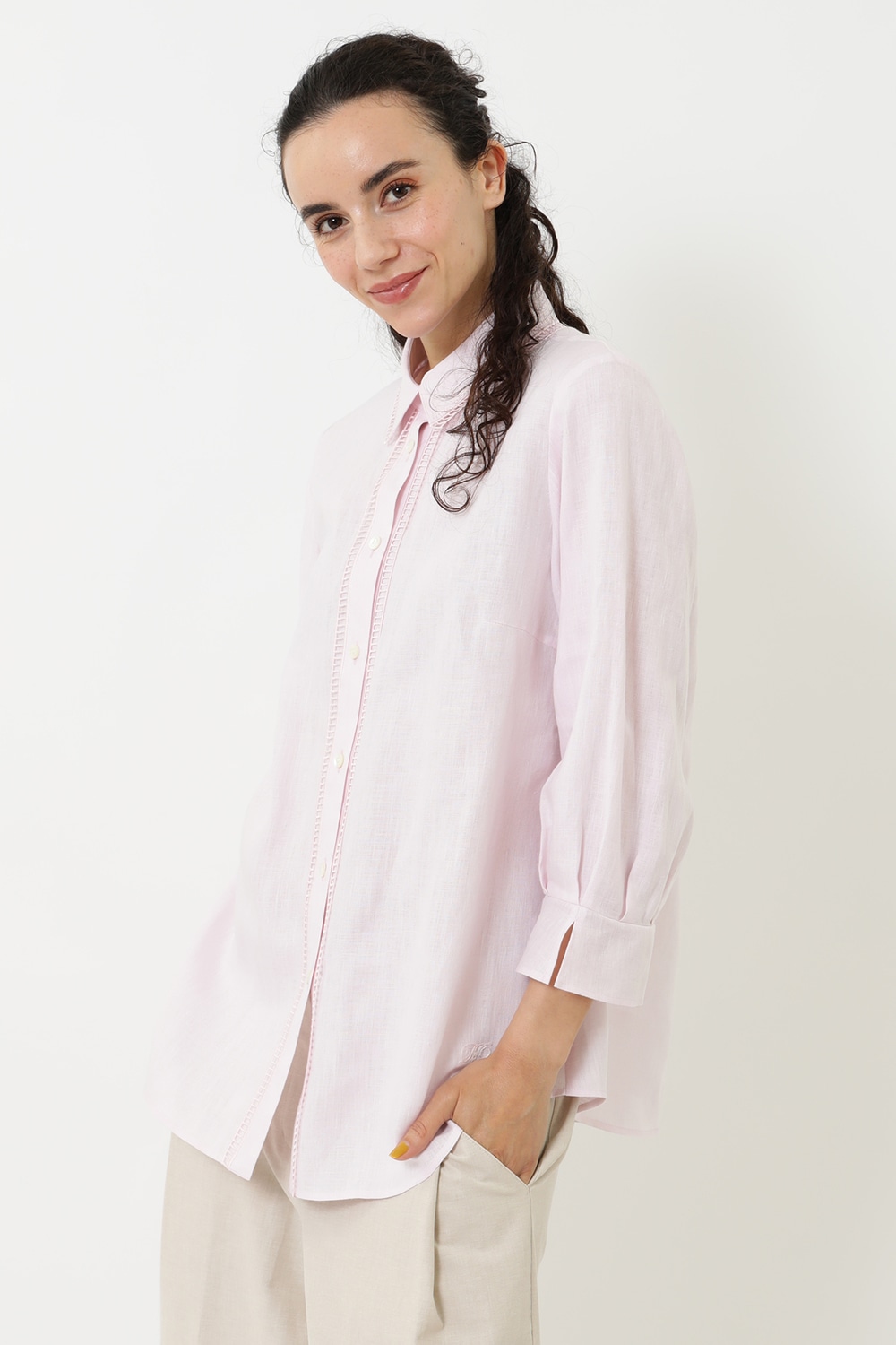 ハシゴエンブロイダリー刺繍リネンブラウス 11-351628｜DAKS（ダックス