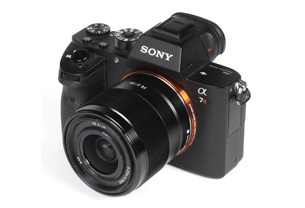 Sony FE 28mm f/2 (SEL28F20) Review - OpticalLimits