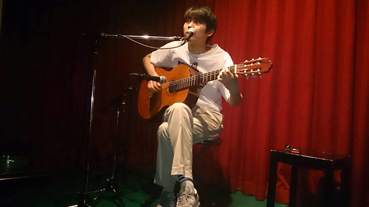 INTERVIEW | 折坂悠太 暁のわたし REC2013-2019 特設サイト