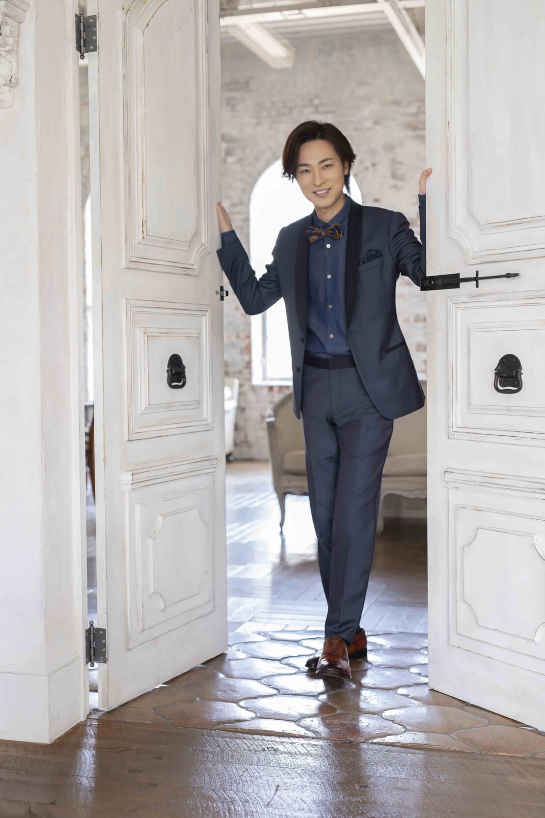 演歌界の貴公子”山内惠介が放つ20周年の集大成 。「20th Anniversary