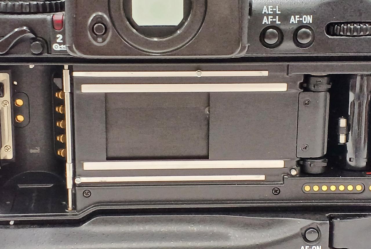 ニコン(NIKON)|フィルム一眼レフカメラ|【ハードオフ公式通販】オフ