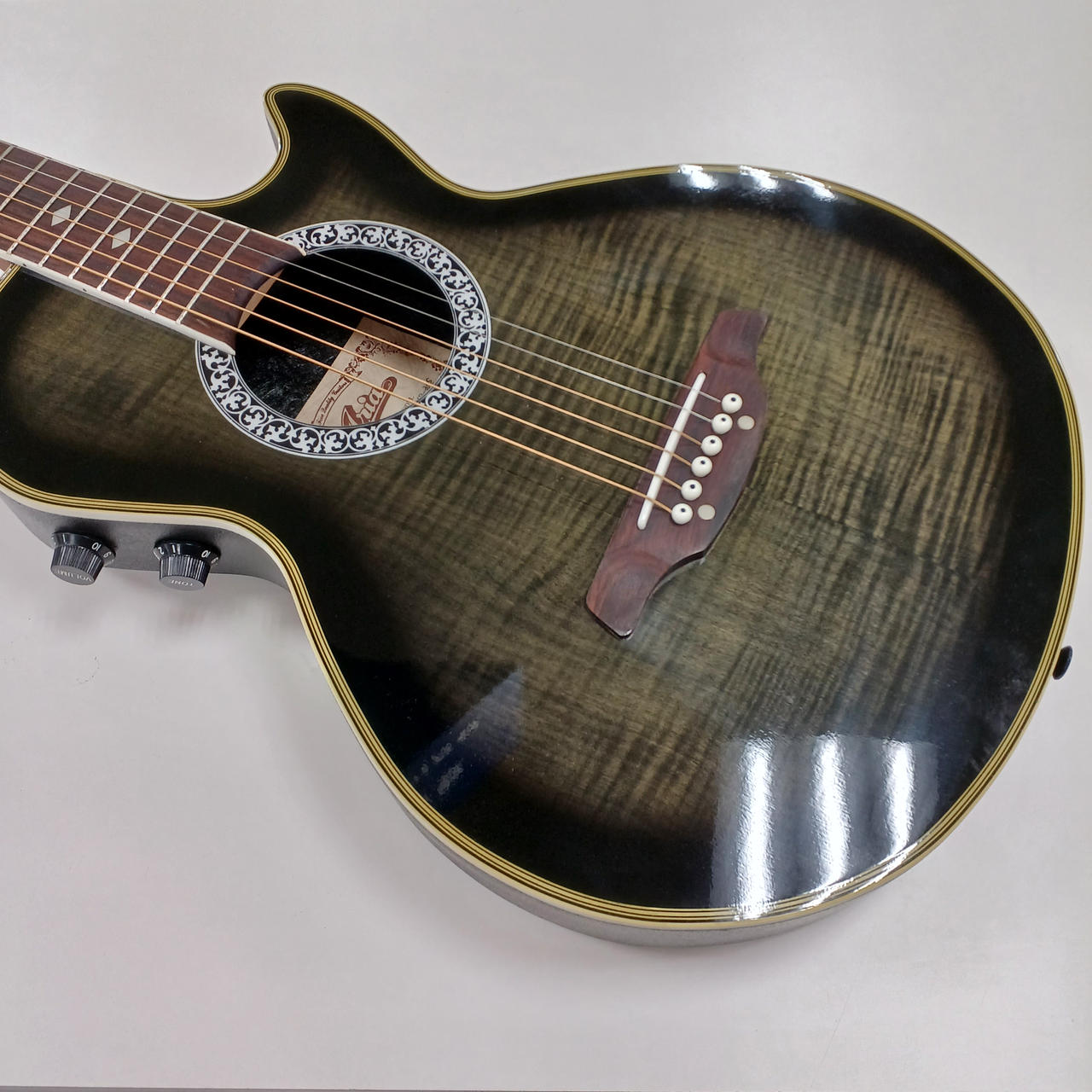 ARIA|エレアコ Aria AMB-35S|【ハードオフ公式通販】オフモール