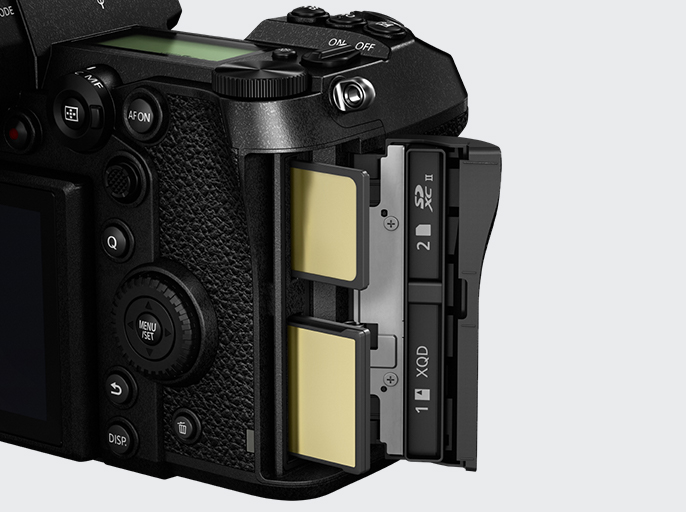 信頼性／堅牢性 | 特長 デジタル一眼カメラ/ボディ DC-S1 | デジタル