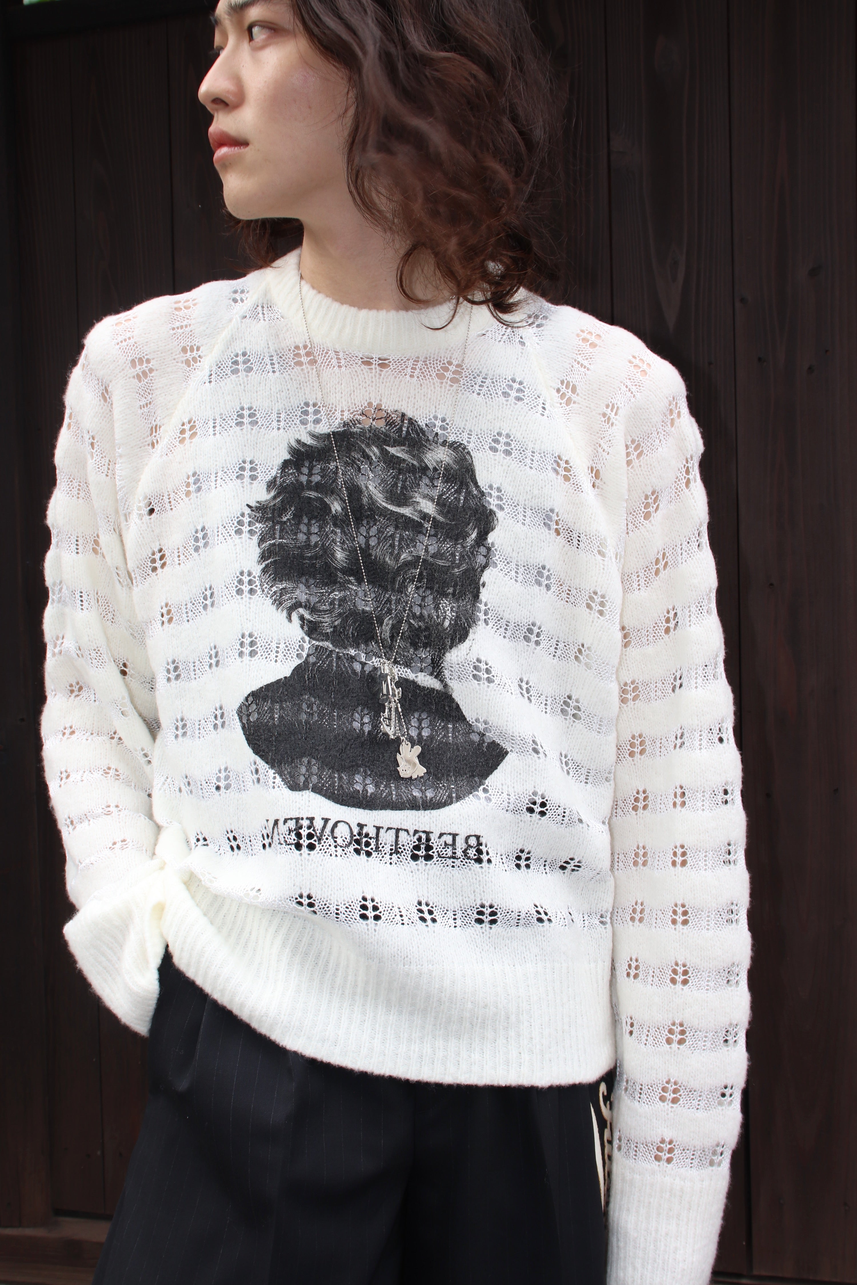 MASU(エムエーエスユー)のREVERSE BEETHOVEN SWEATER WHITEの通販