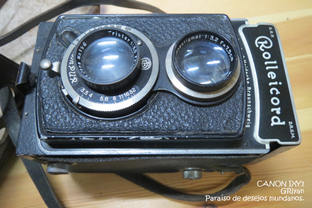 Rolleicord(Ⅱ型）数年前にGETしたローライコードの分解修理に着手する